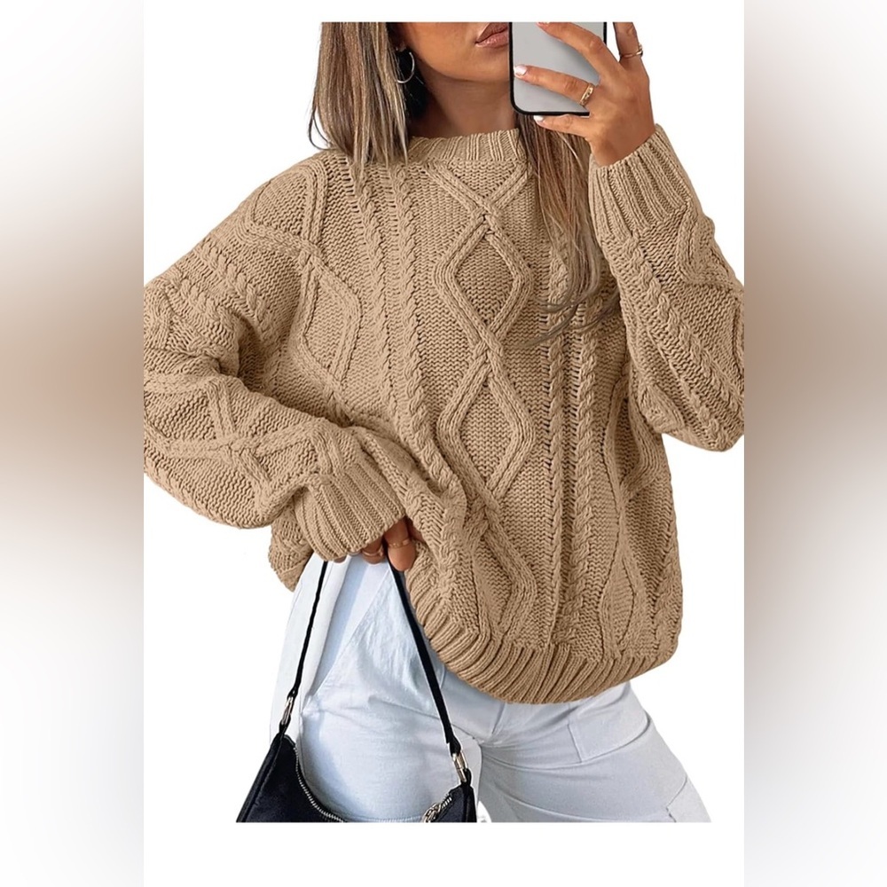 🆕Cozy Cable Knit Sweater